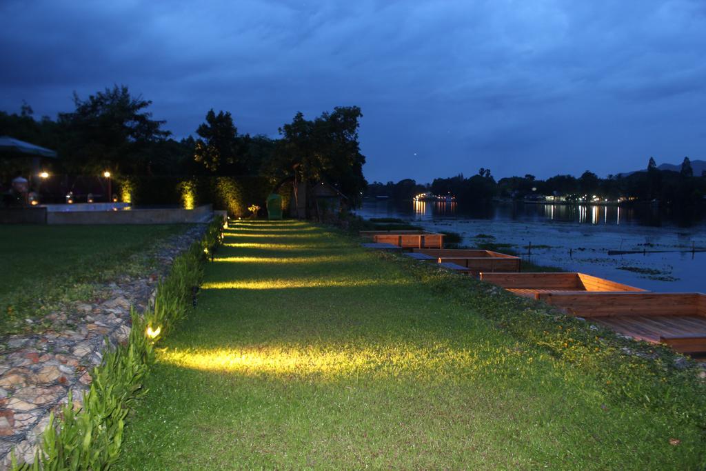 The Glory River Kwai Hotel Канчанабури Экстерьер фото